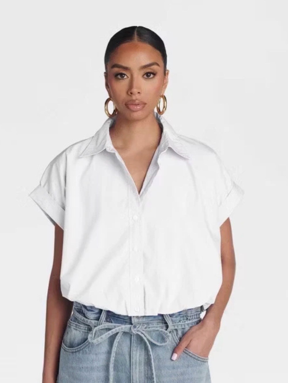Size Medium KBB by KAHLANA Women's 'The Cropped Collar Top' - M white